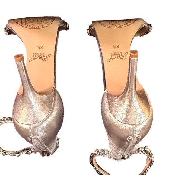 Badgley Mischka Silver Embellished Strappy Heeled Sandals Women's Size 8.5 - Picture 7 of 10